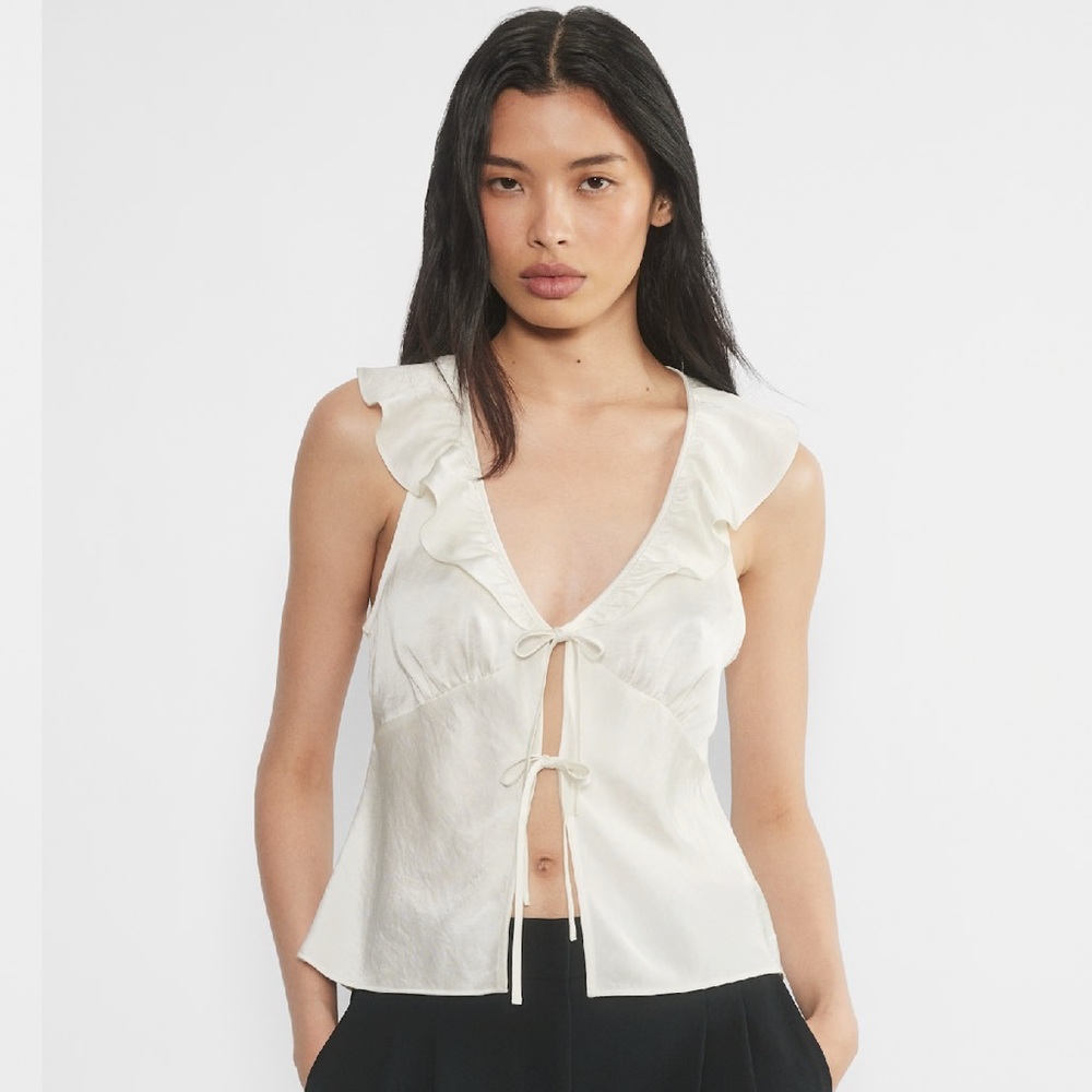Aritzia Wilfred Tonka Satin Blouse